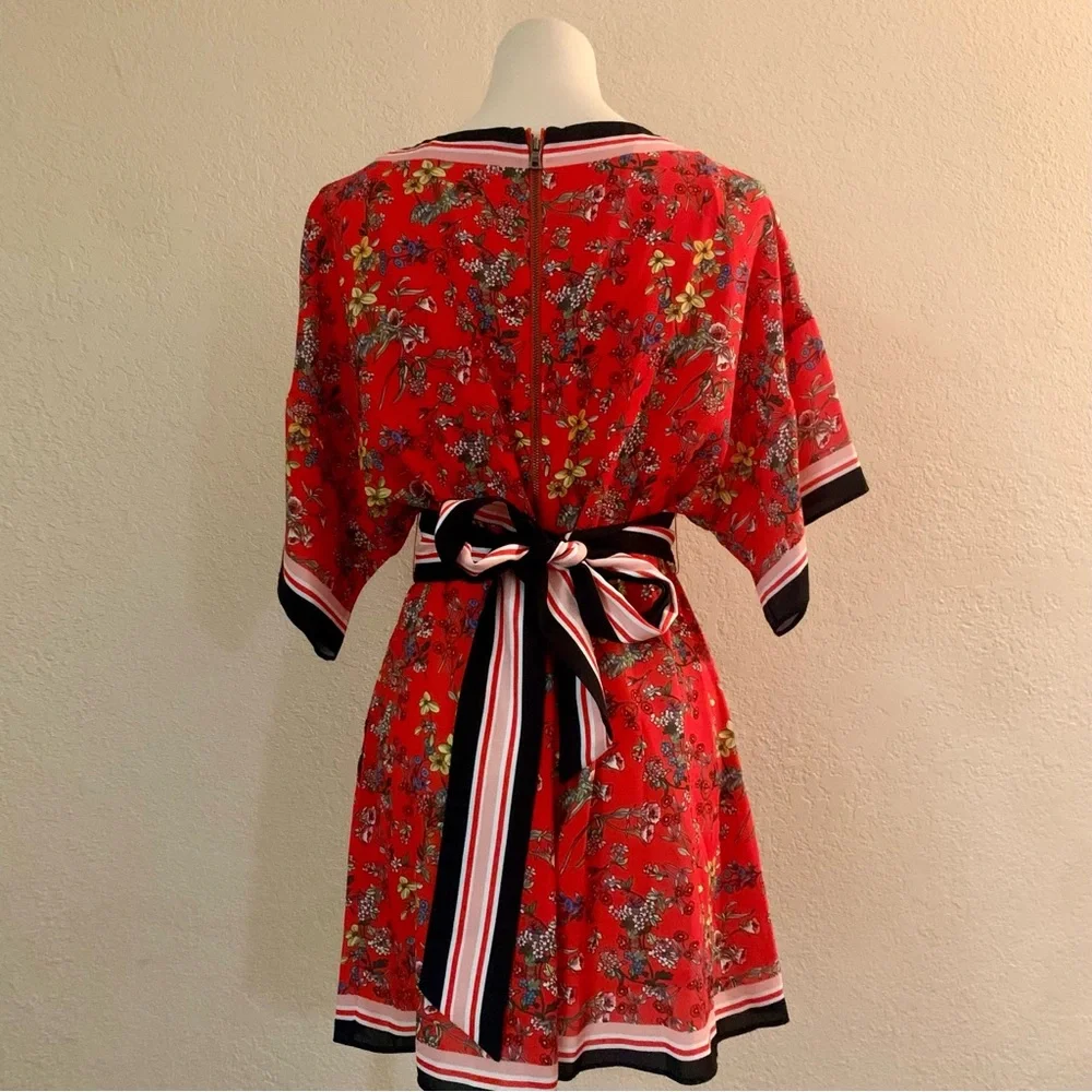 NWOT Alice + Olivia Bowie Floral Red Romper Size 6